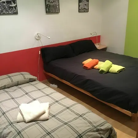 La Casa De Laura Nisia 3* Barcelona