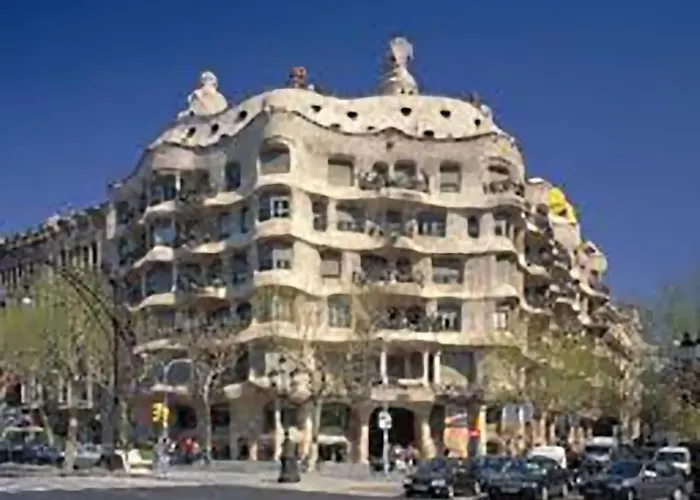La Casa De Laura Nisia 4* برشلونة